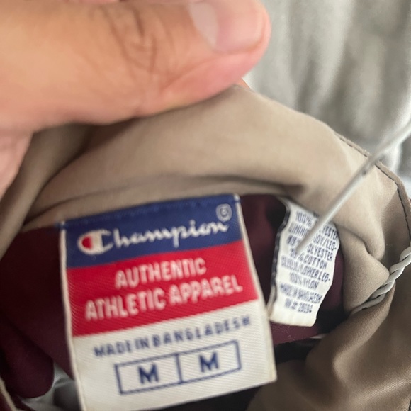 Vintage Champion Windbreaker - Picture 4 of 4